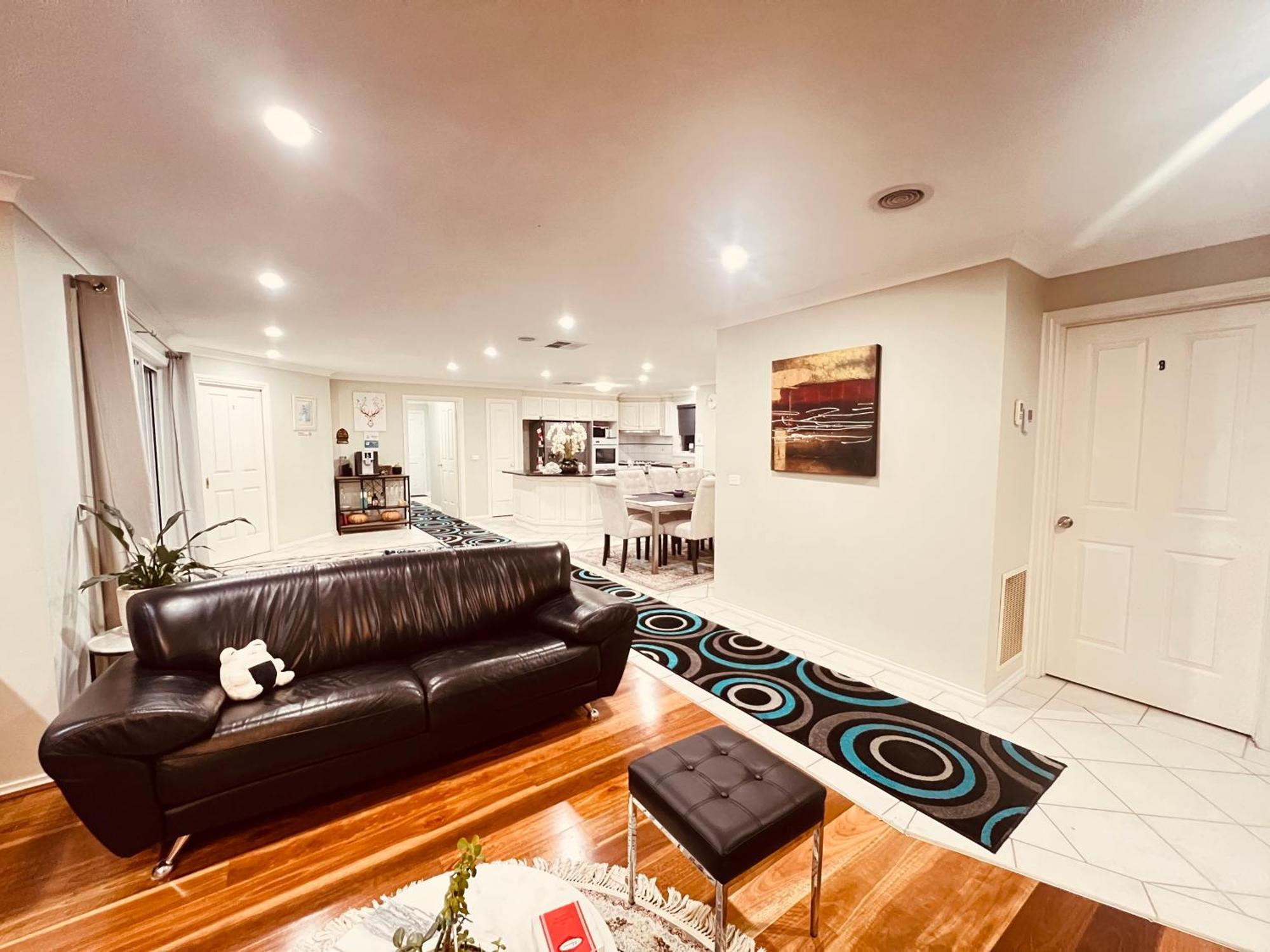 Spacious 6 Bedroom Holiday Home 15 Min Away From Melbourne Airport Sydenham Eksteriør bilde